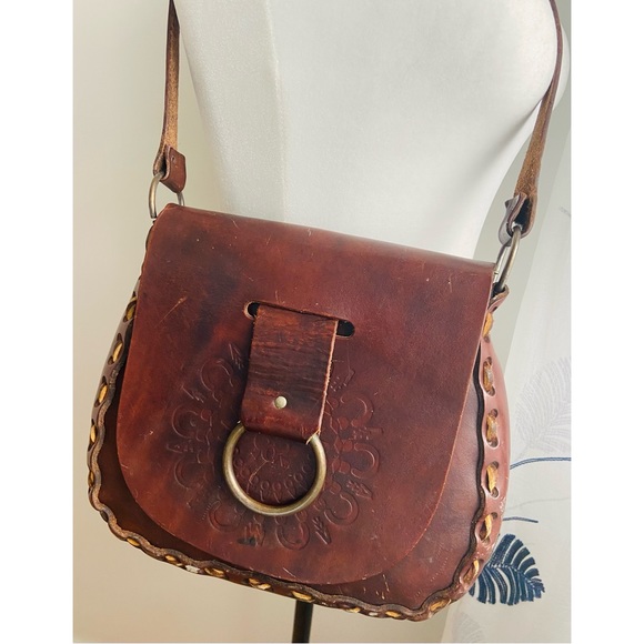 Vintage Handbags - 70s Vintage Boho Leather Bag